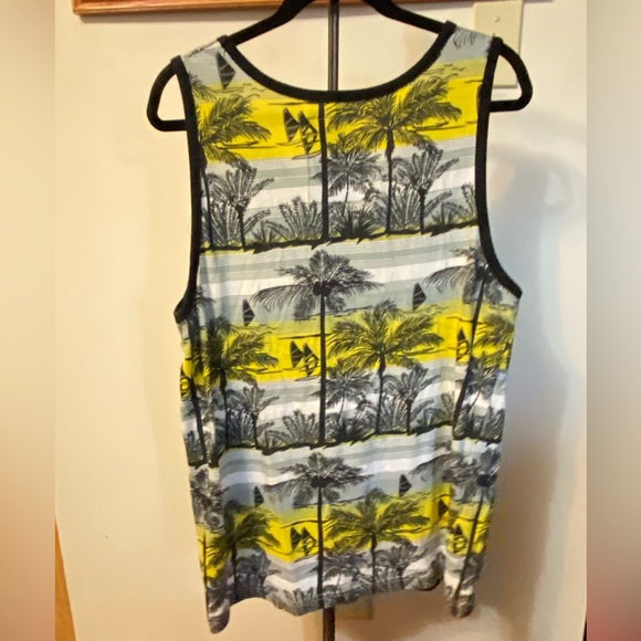 Summer sleeveless shirt for MEN - Picture 4 of 5